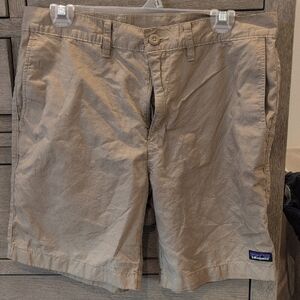 Patagonia Men's Khaki Flat Front Shorts